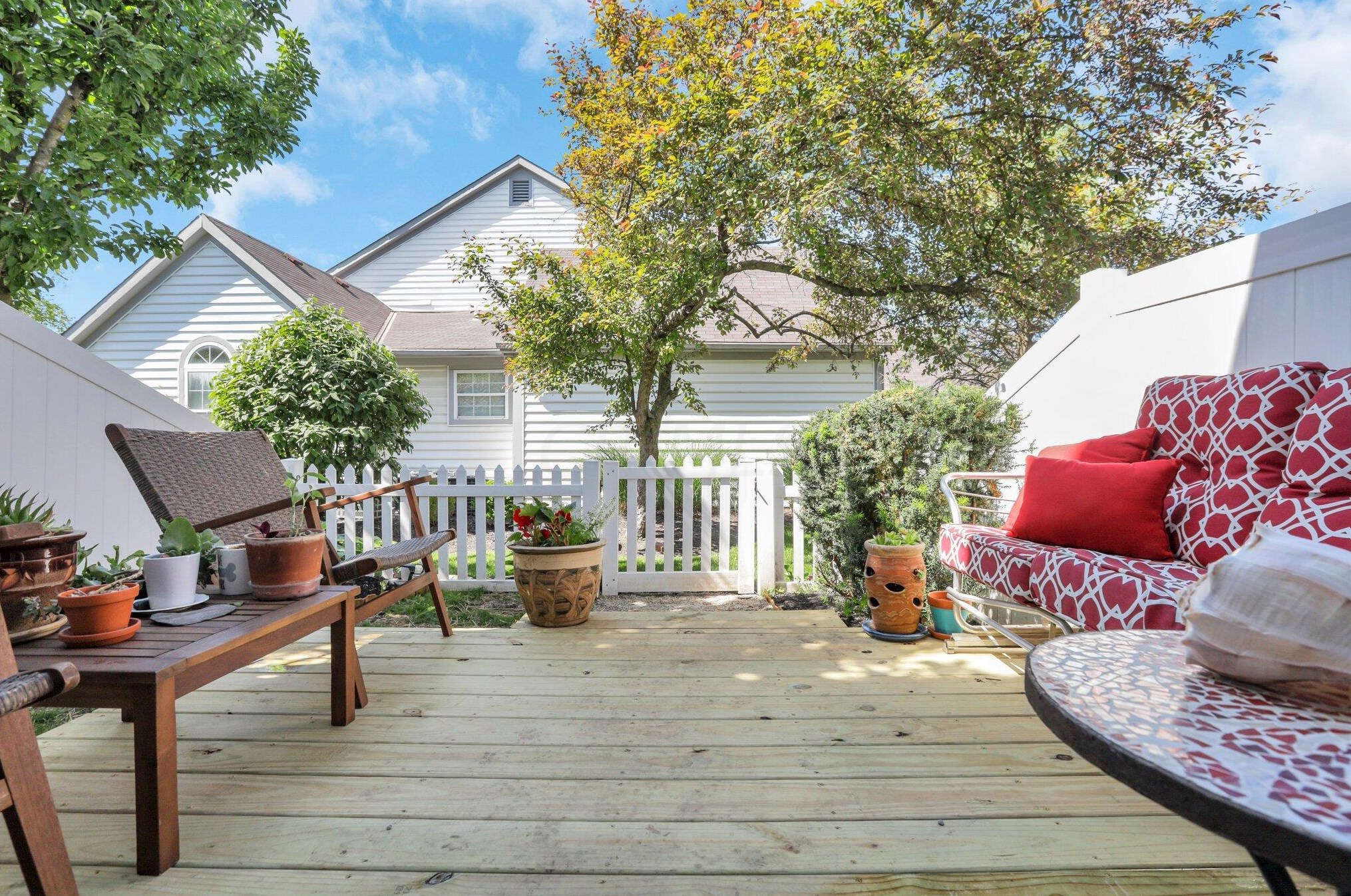 5315 Bethel Park Dr, Columbus OH  43235-7125 exterior