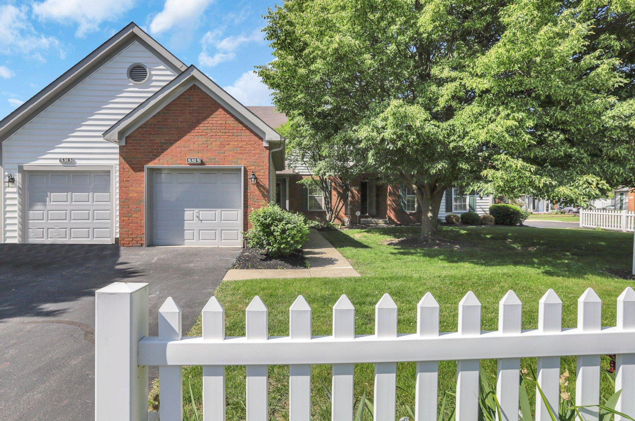 5315 Bethel Park Dr, Columbus OH  43235-7125 exterior