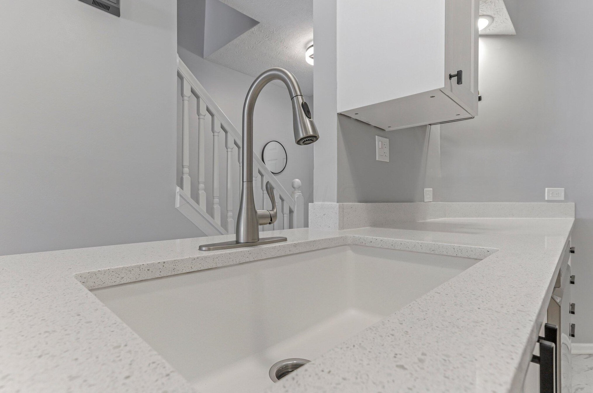 5315 Bethel Park Dr, Columbus OH  43235-7125 exterior