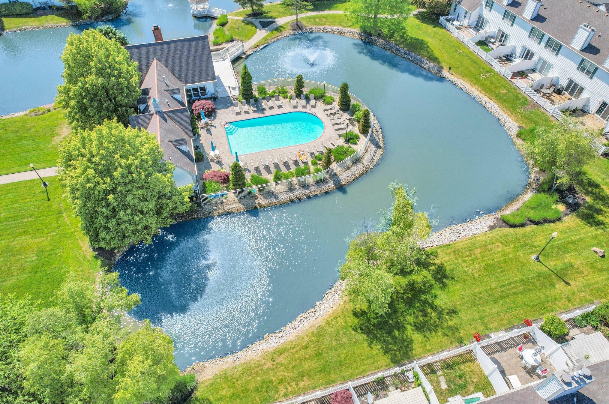 5315 Bethel Park Dr, Columbus OH  43235-7125 exterior