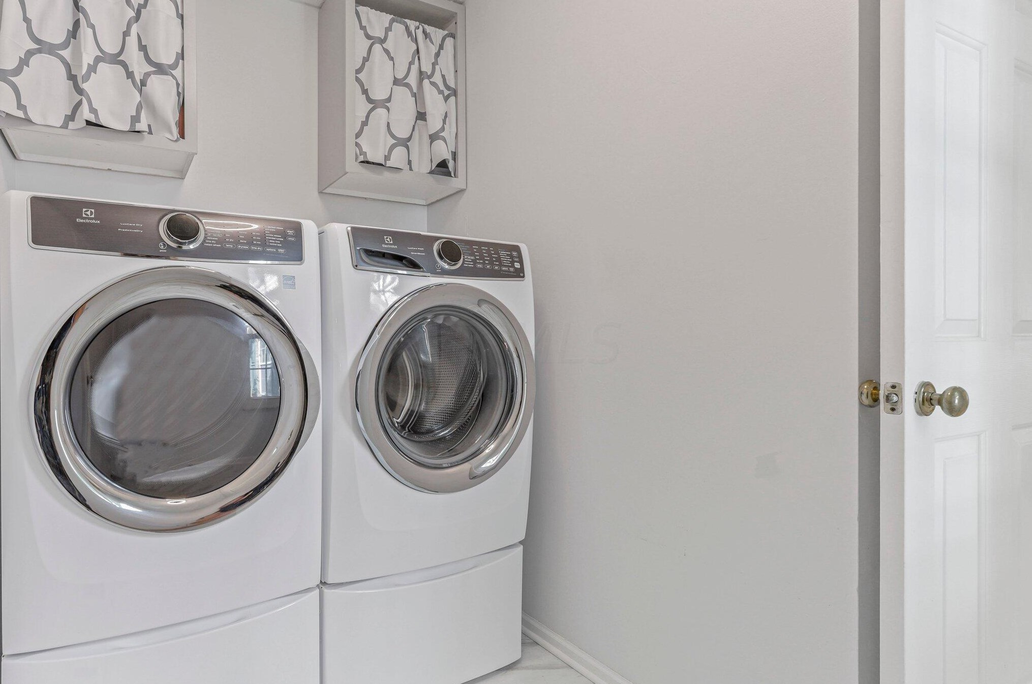 5315 Bethel Park Dr, Columbus OH  43235-7125 exterior