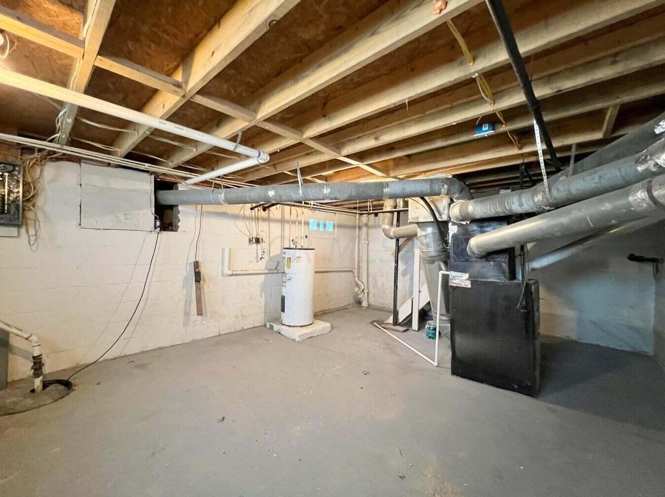 106 Oakley Ave, Columbus OH  43204-3214 exterior