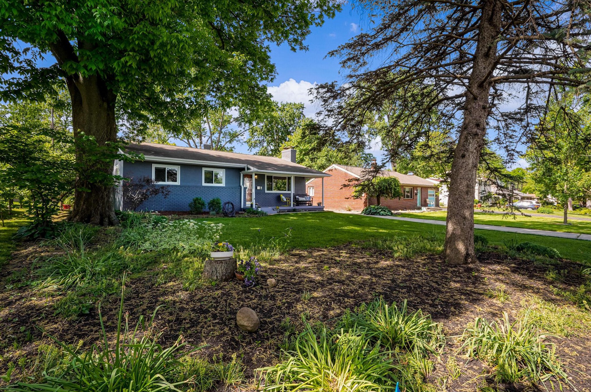 2695 Bristol Rd, Columbus, OH 43221-1103