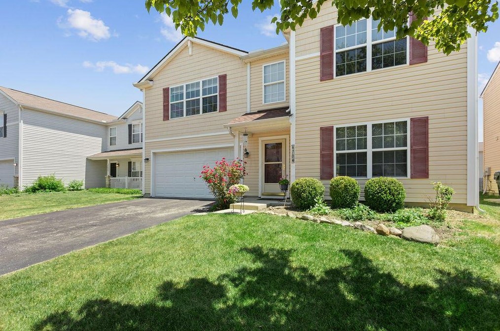 4704 Kenross Dr, Columbus, OH 43207-8765