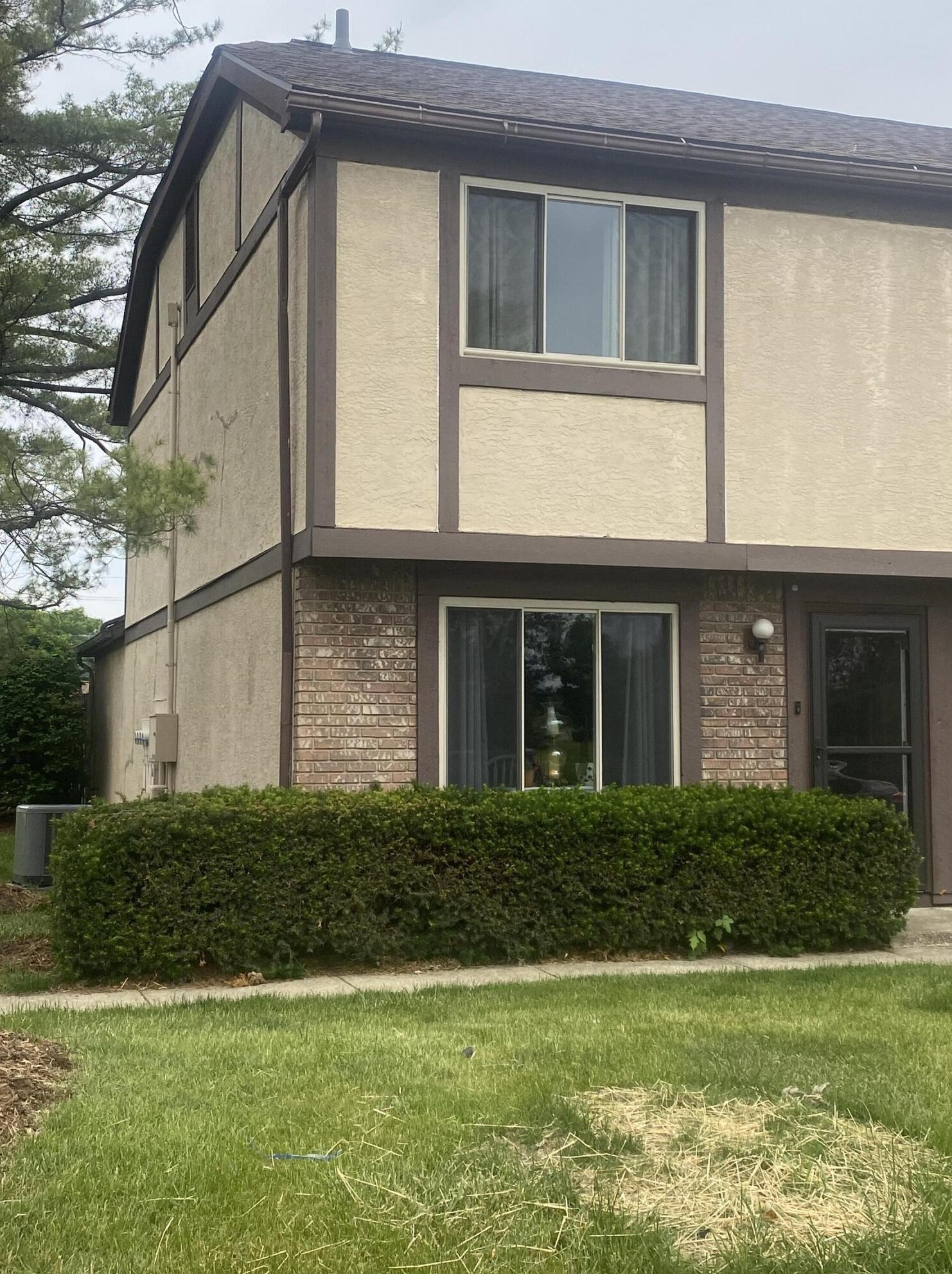 4 Hedgerow Ln, Delaware, OH 43015