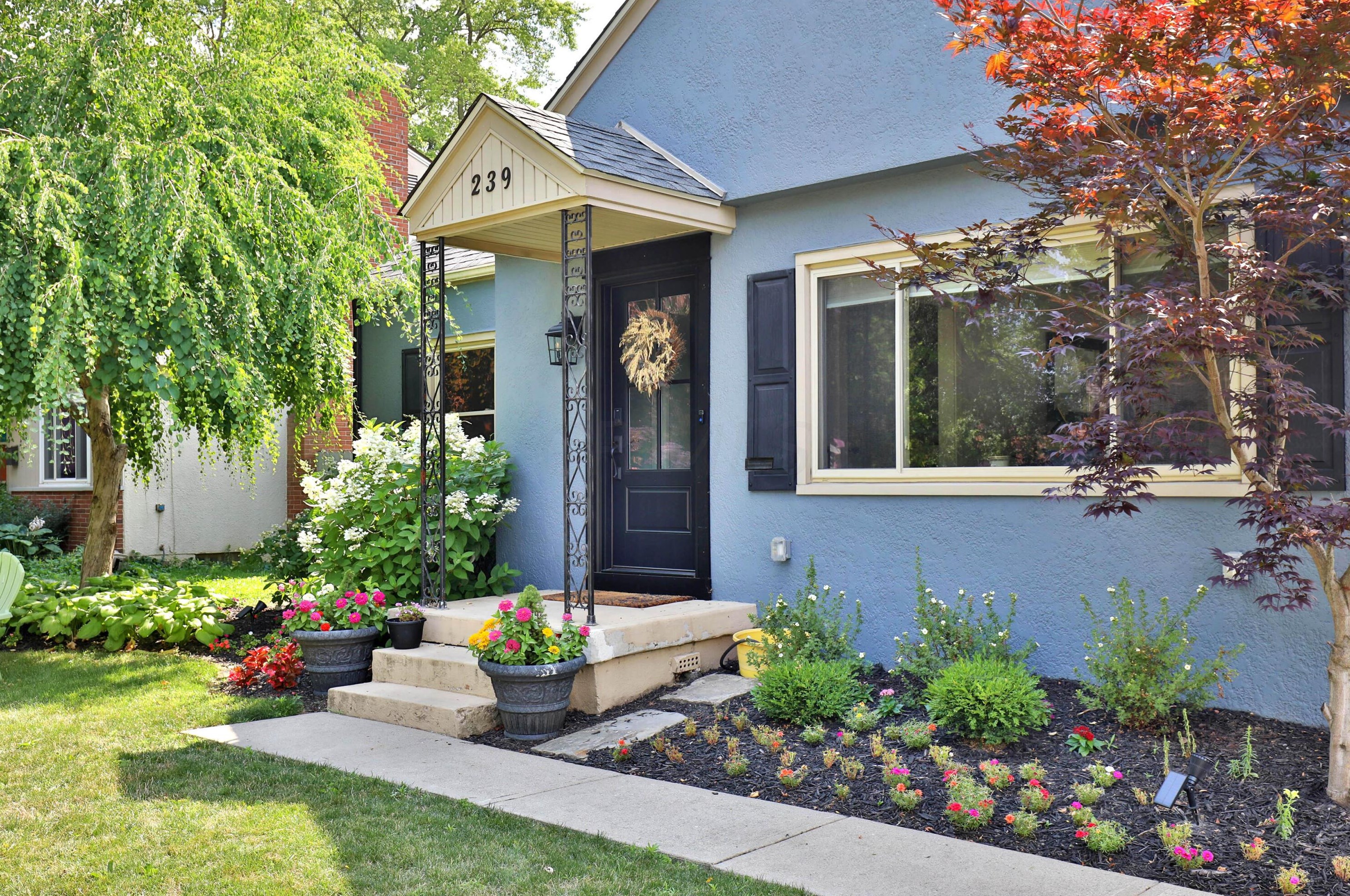 239 Kellner Rd, Columbus, OH 43209-1530