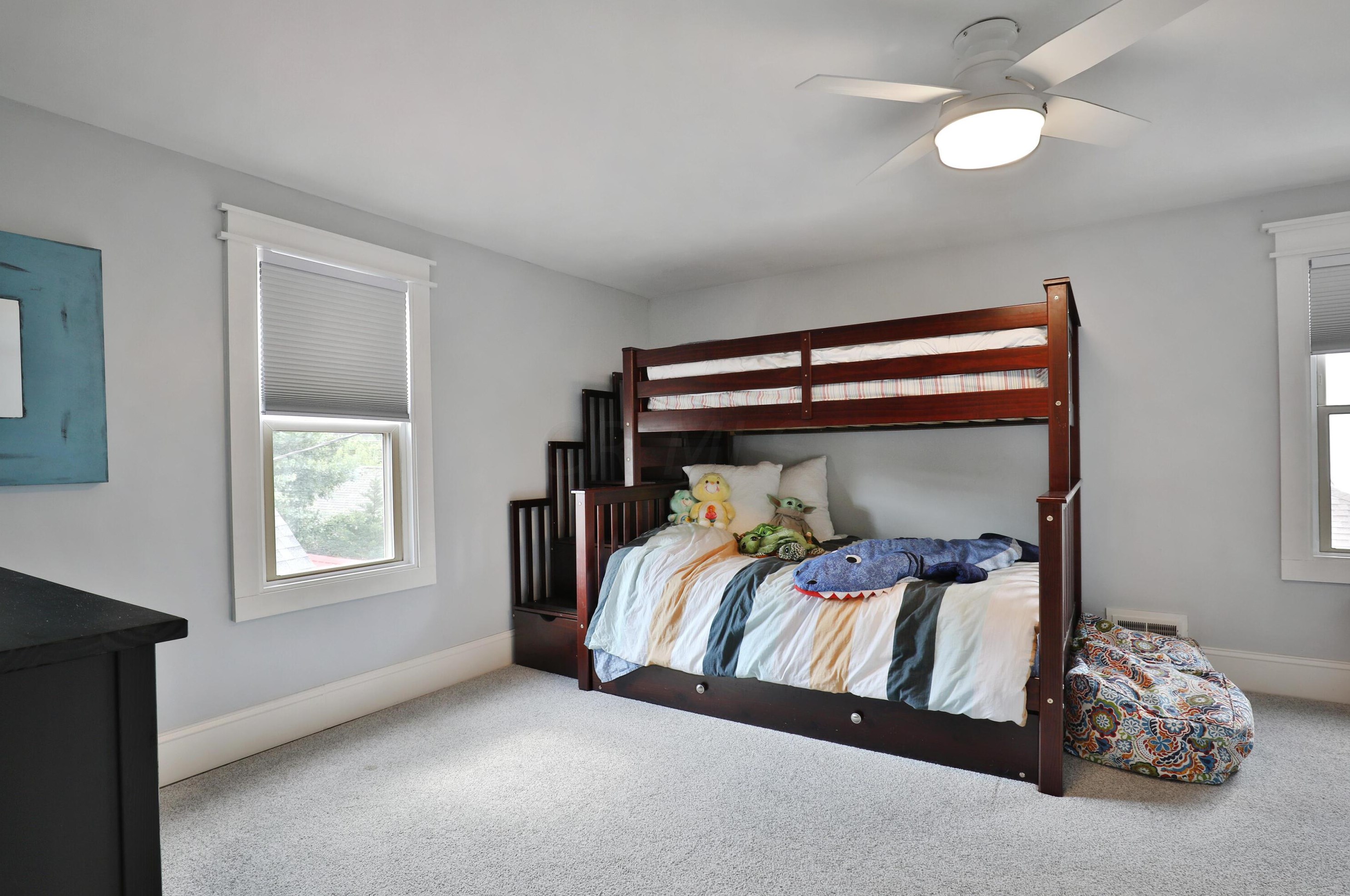 239 Kellner Rd, Columbus OH 43209-1530 exterior