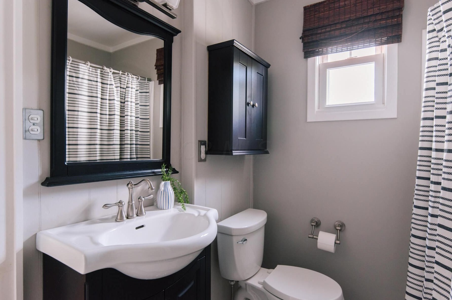 812 Gladden Rd, Columbus OH 43212-3811 exterior