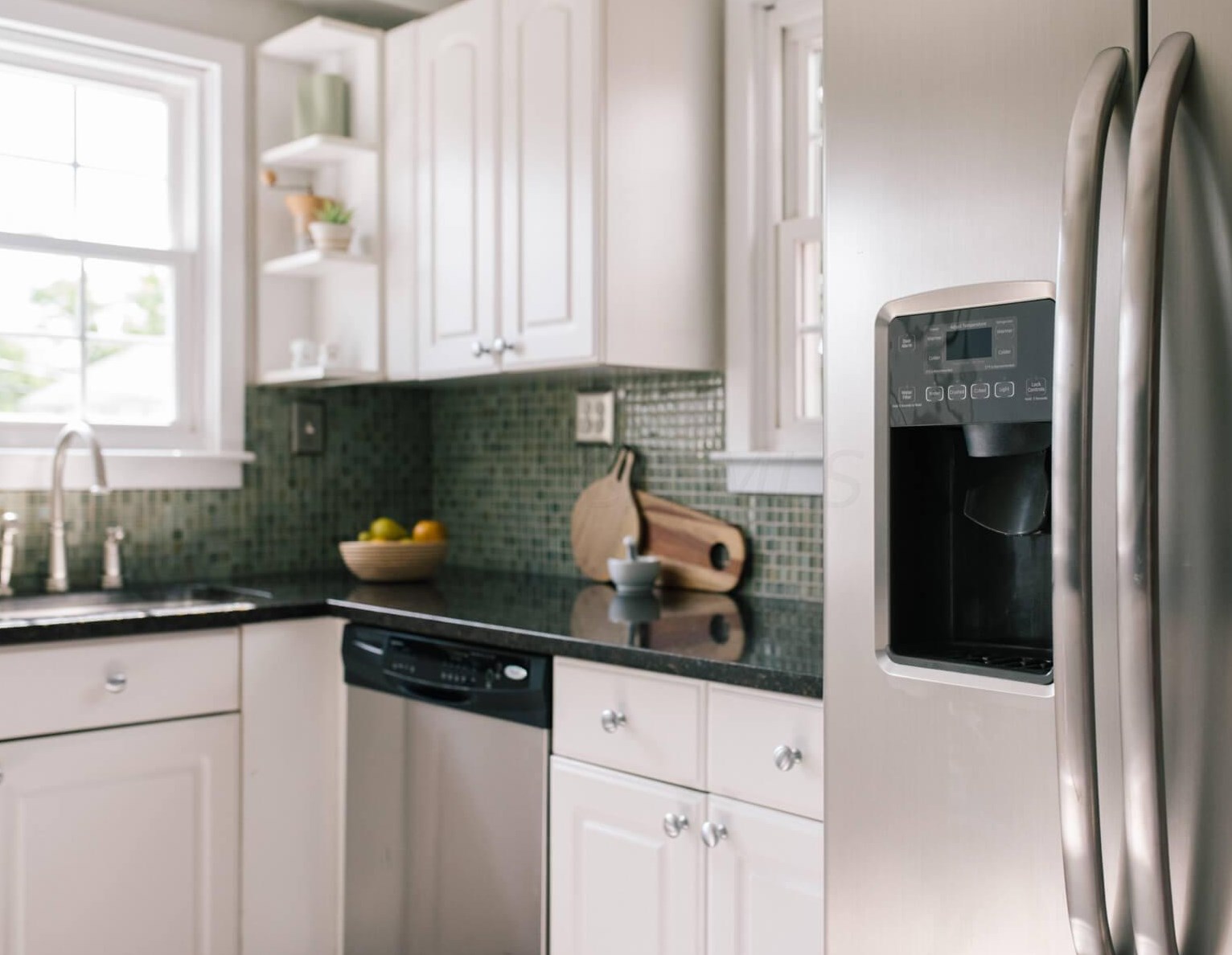 812 Gladden Rd, Columbus OH 43212-3811 exterior