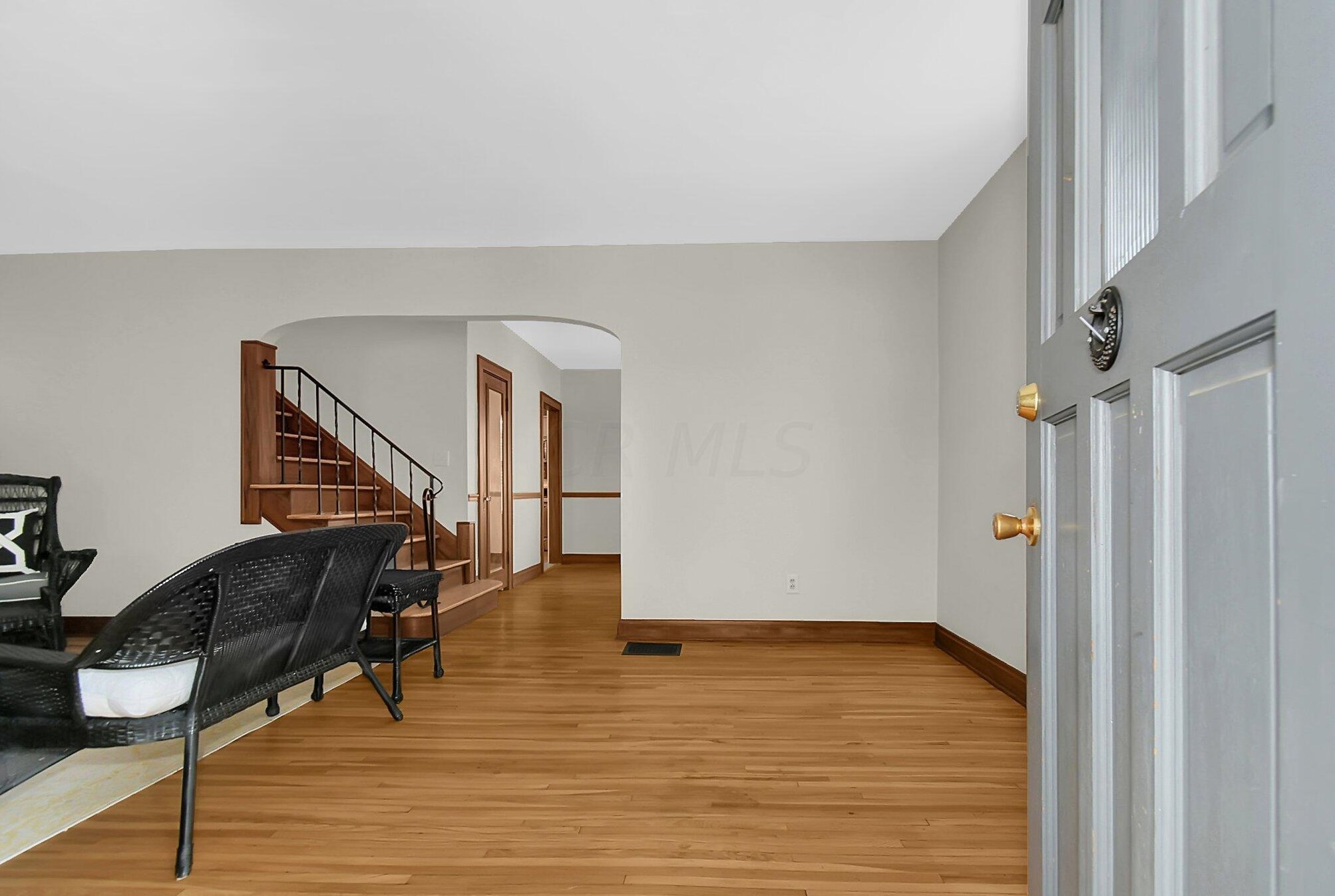 492 Hilltonia Ave, Columbus, OH 43223-1611