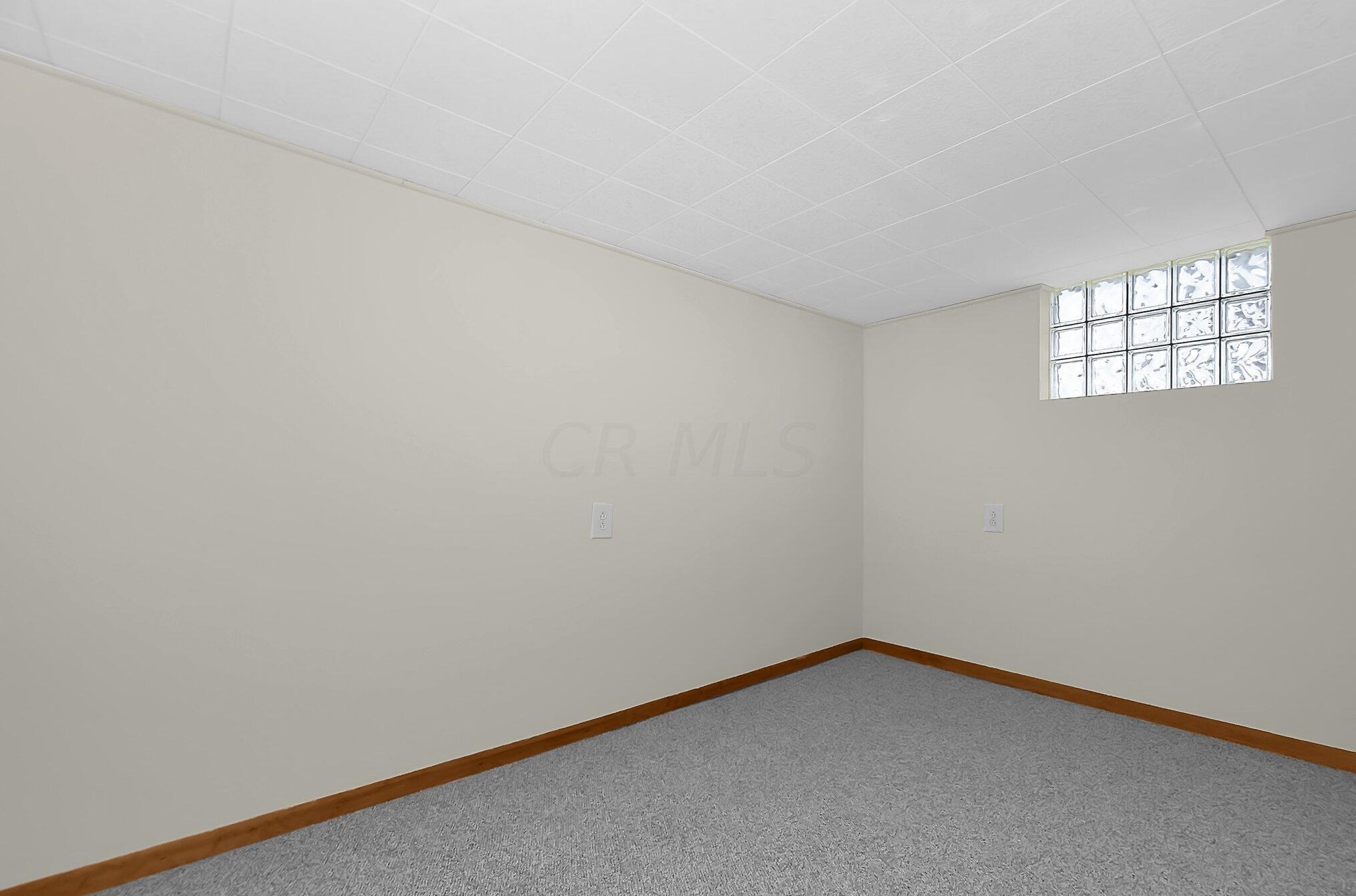 492 Hilltonia Ave, Columbus OH 43223-1611 exterior