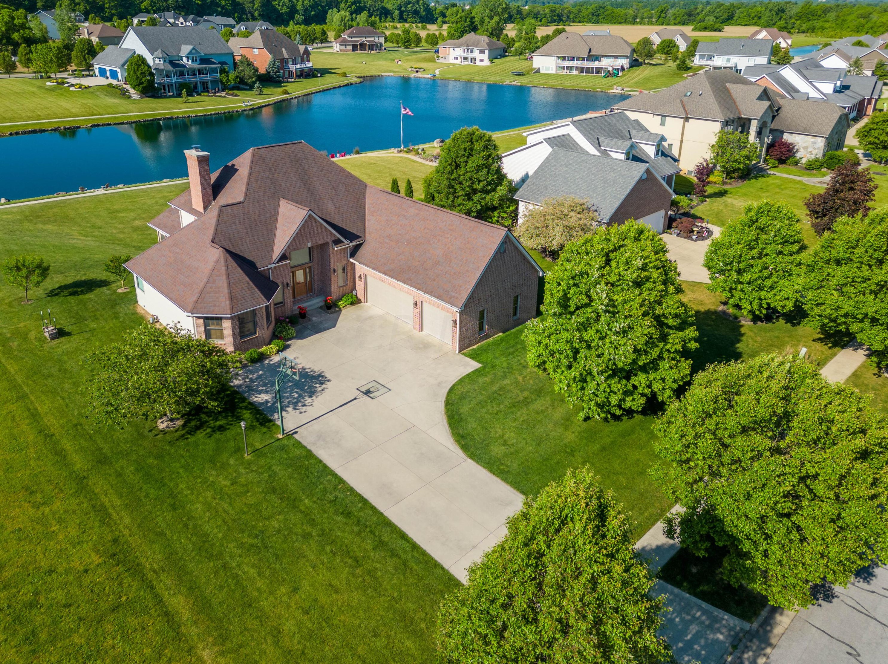 1565 Eagle Creek S Dr, Marion, OH 43302