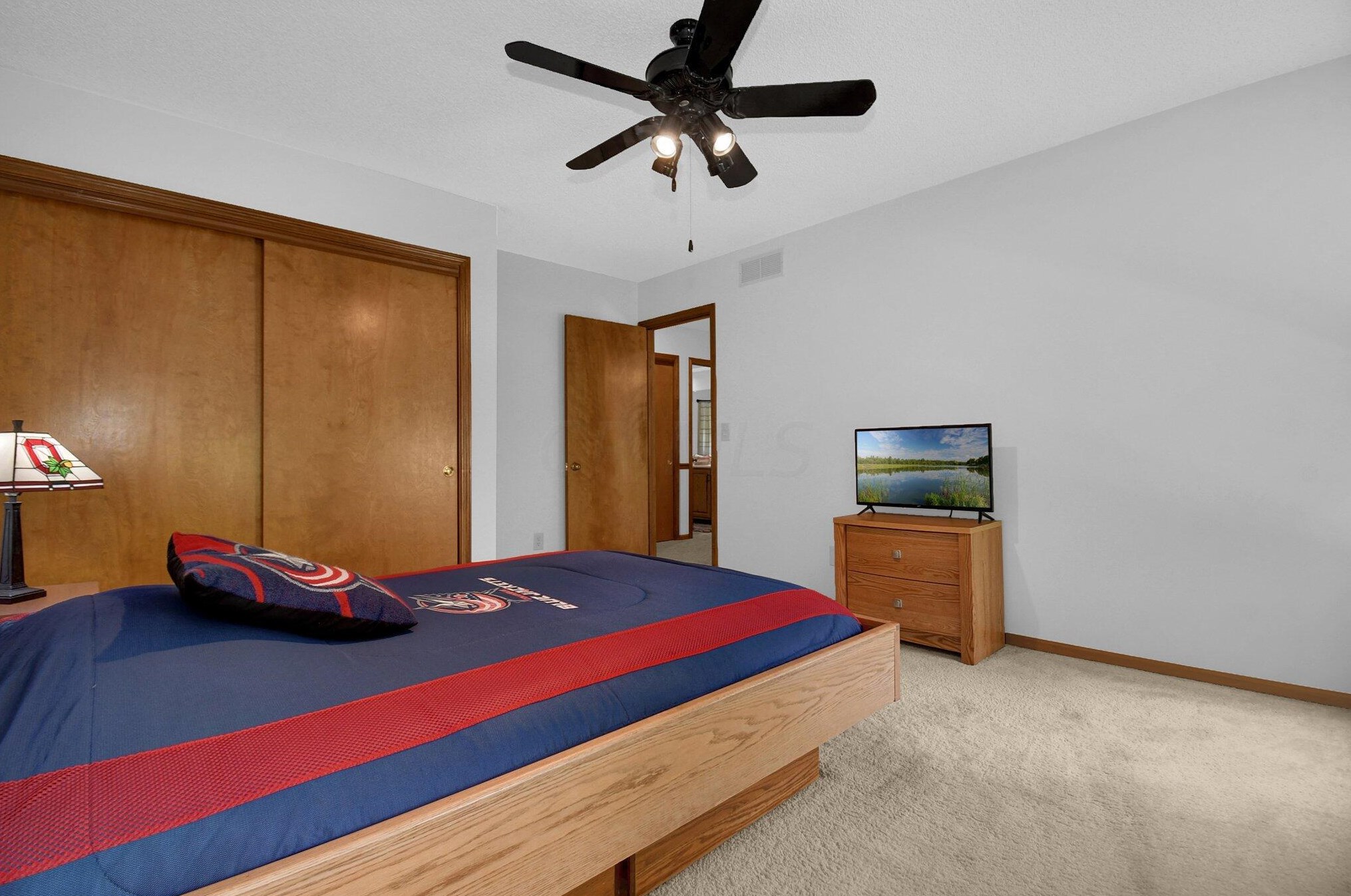 1189 Leicester Pl, Columbus OH 43235-2181 exterior