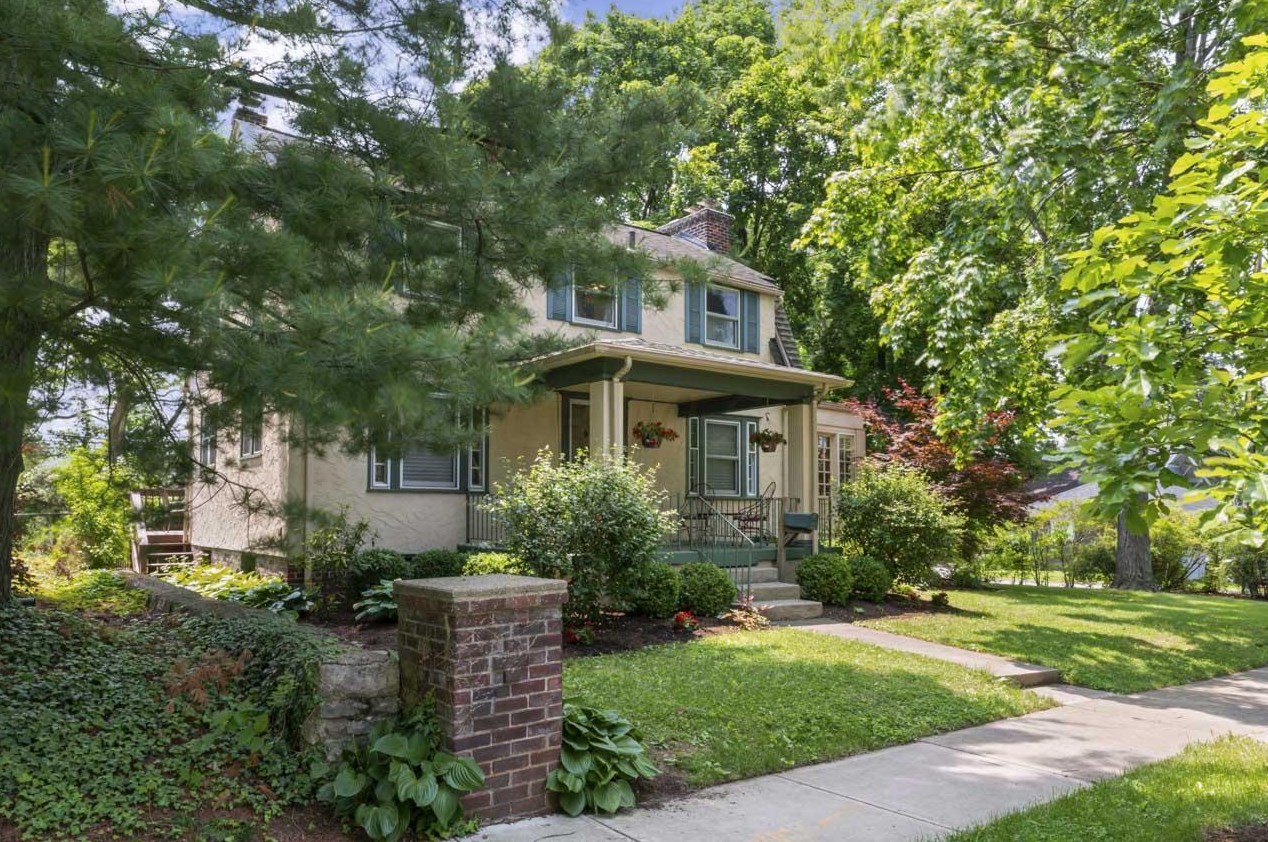 25 Glencoe Rd, Columbus, OH 43214-3709
