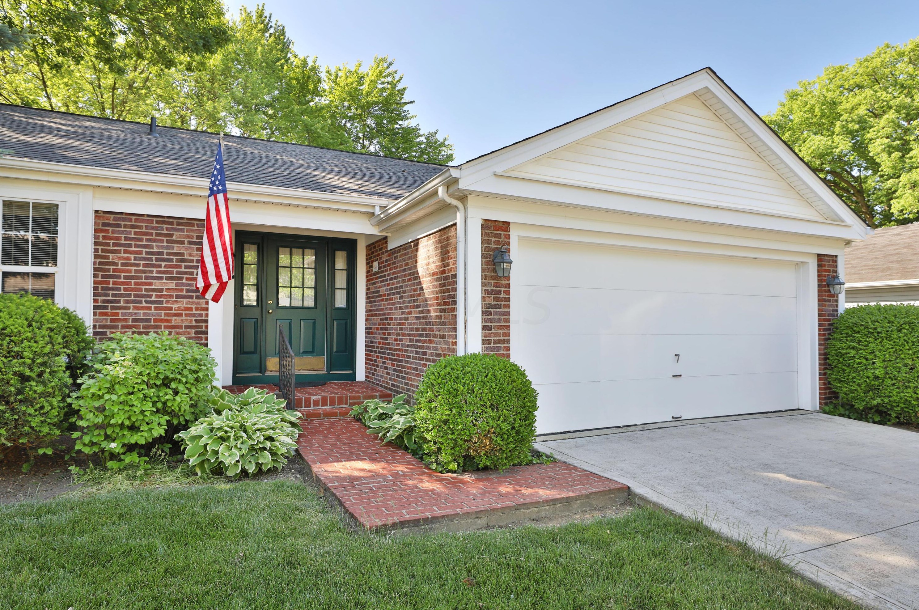 3985 Spyglass Dr, Columbus, OH 43228-9550