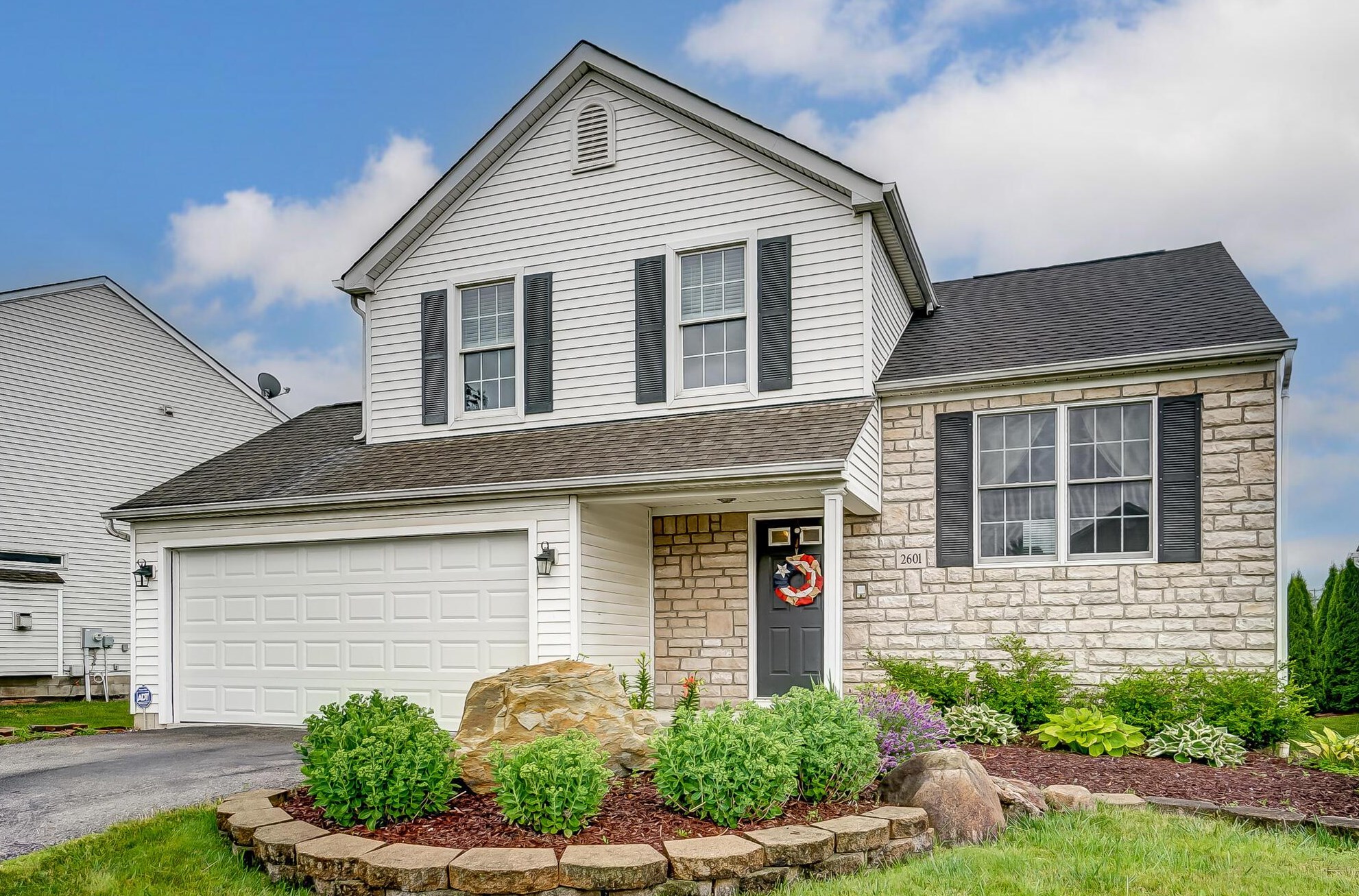 2601 Whimswillow Dr, Columbus, OH 43207-3400