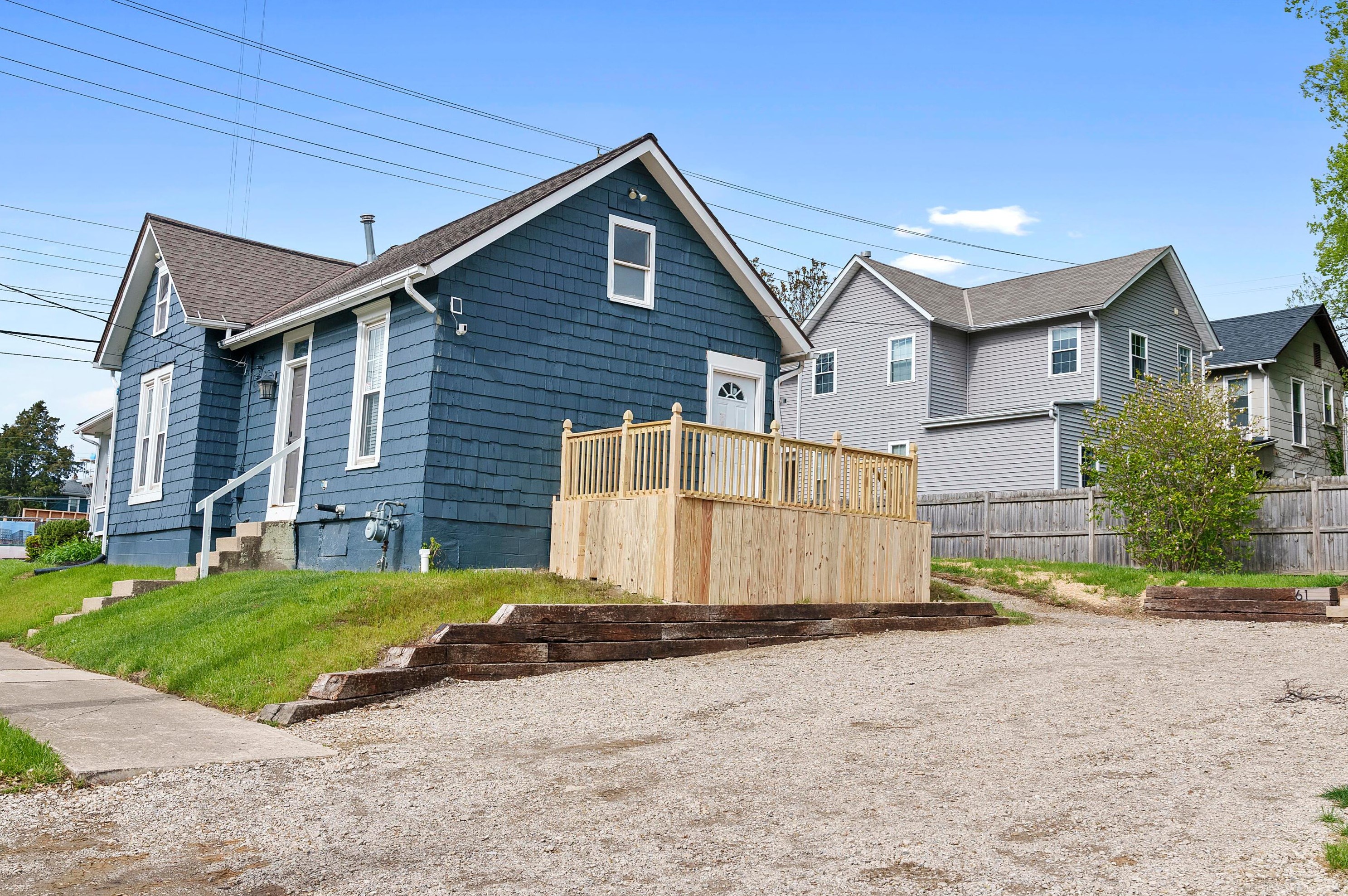 61 7th Ave, Columbus OH  43201-2561 exterior