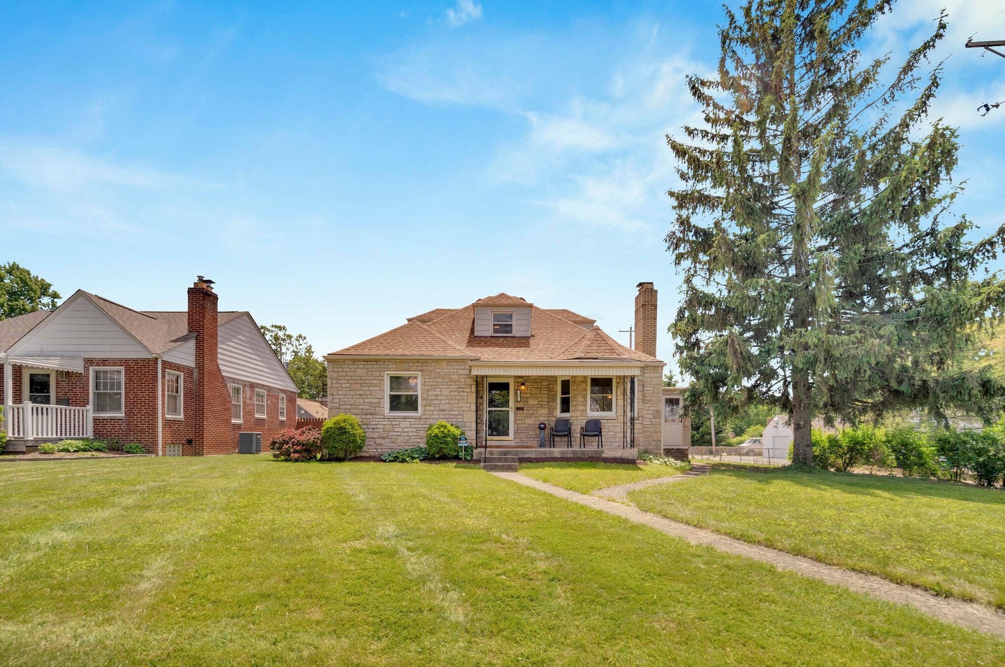 21 Jeffrey Pl, Columbus, OH 43214-1701