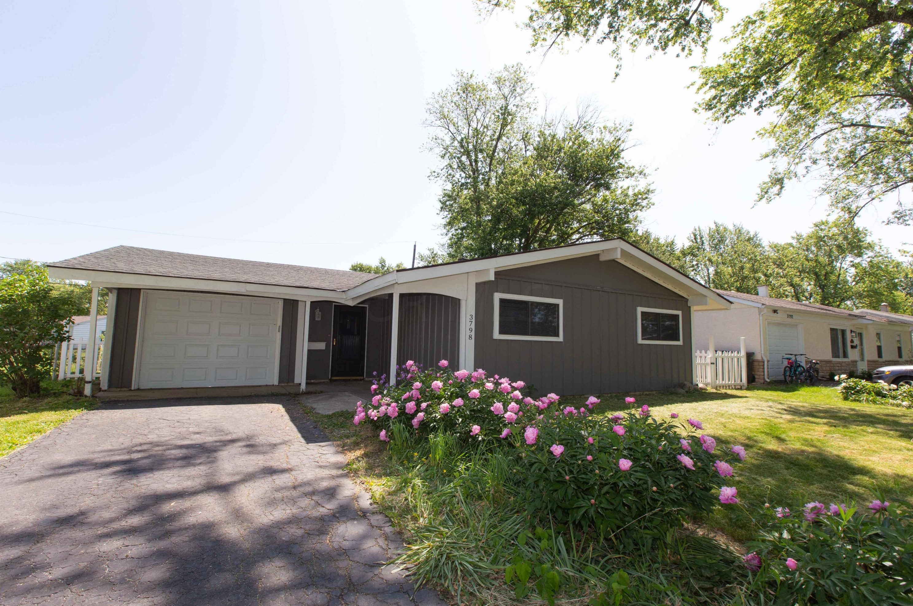 3798 Rutledge Dr, Hilliard, OH 43026