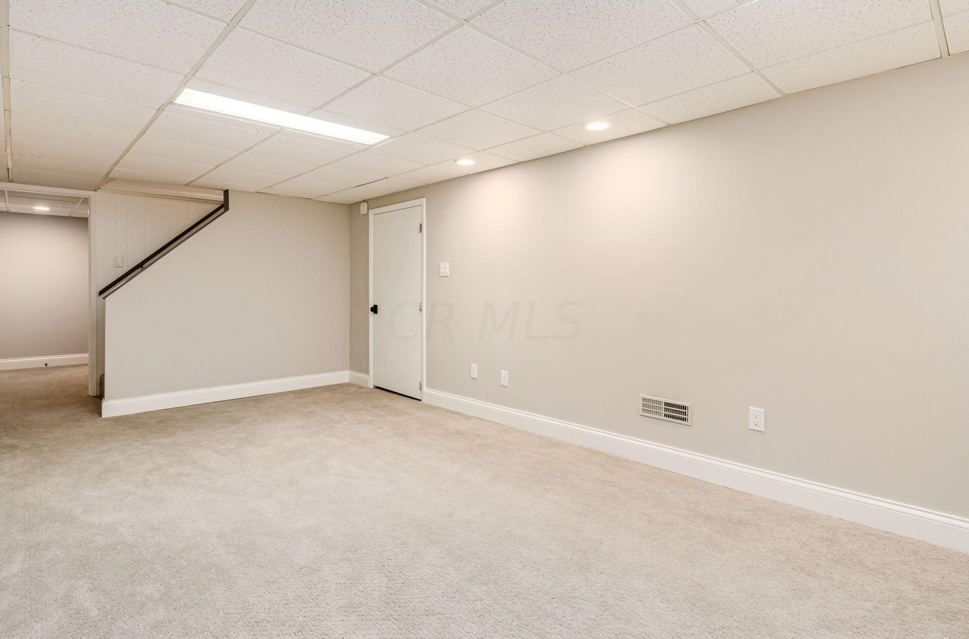 549 Columbia Ave, Columbus OH 43209-1005 exterior