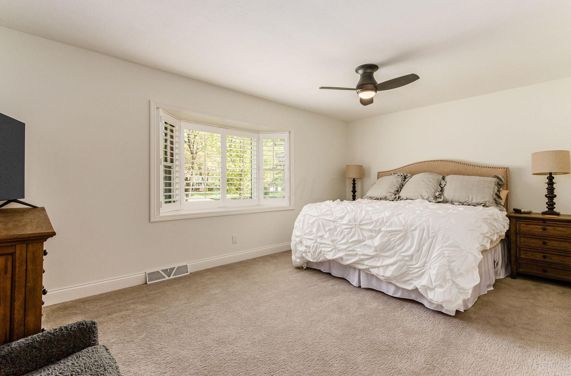 549 Columbia Ave, Columbus OH 43209-1005 exterior