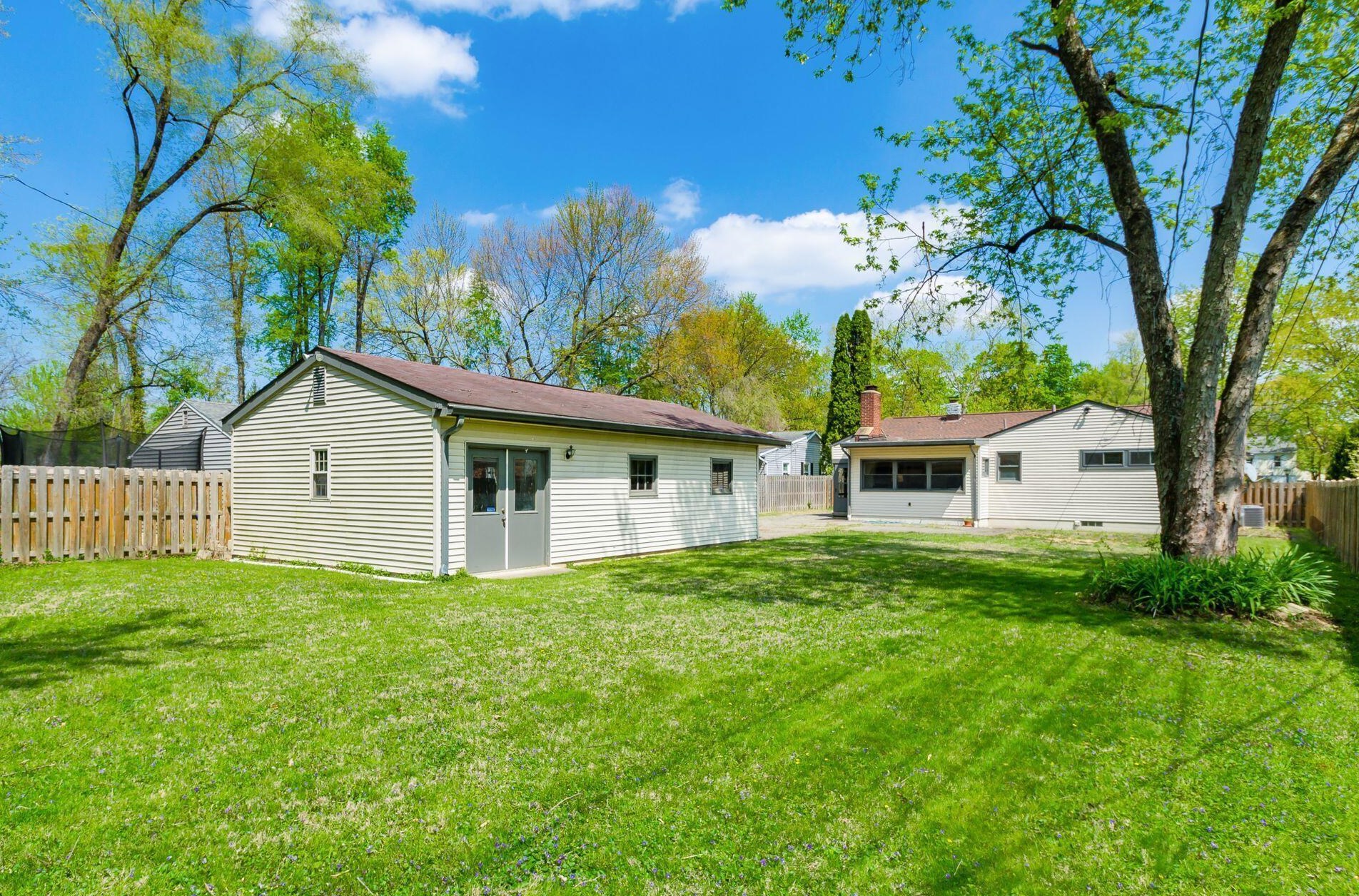 549 Columbia Ave, Columbus OH 43209-1005 exterior