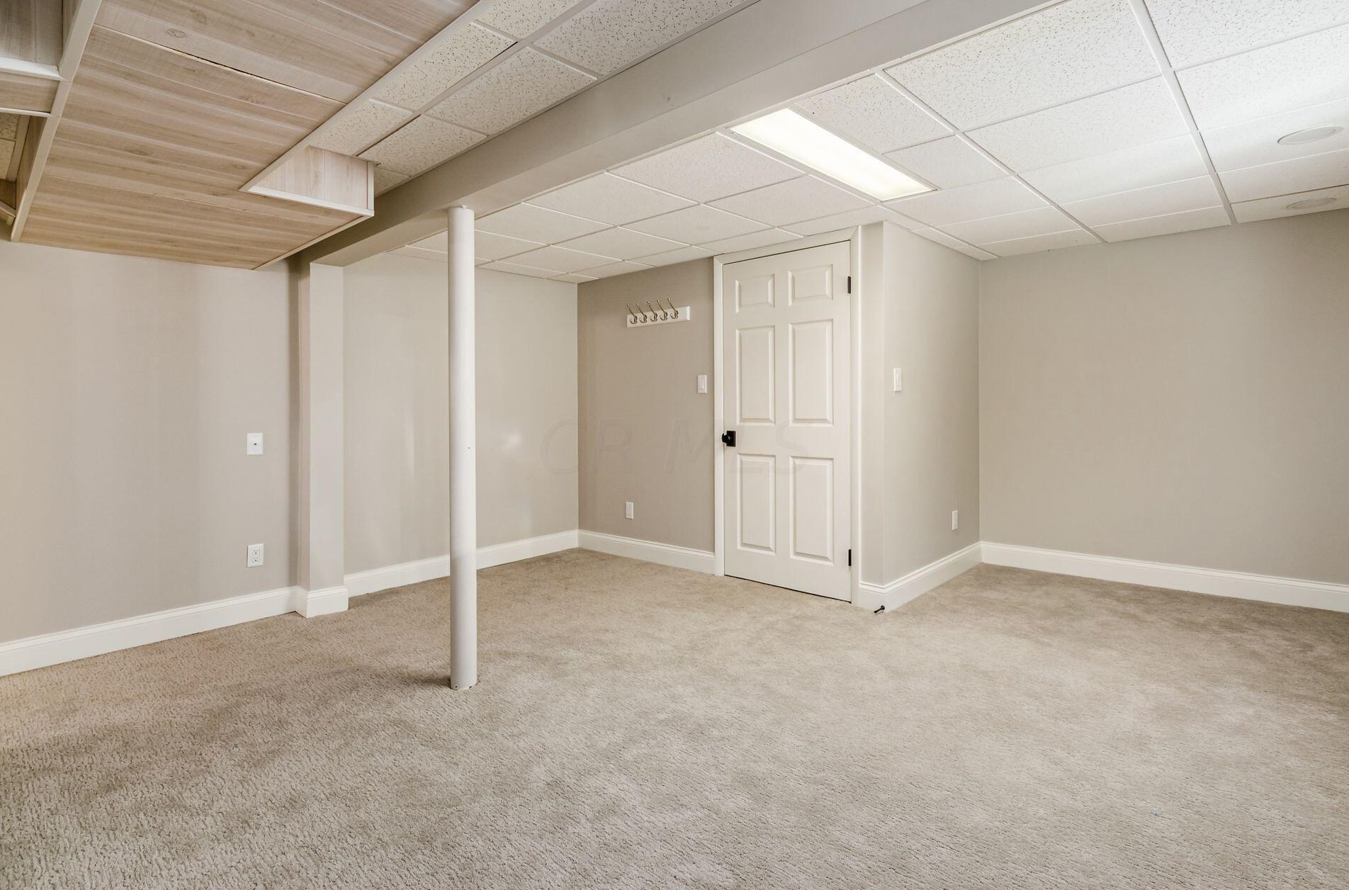 549 Columbia Ave, Columbus OH 43209-1005 exterior