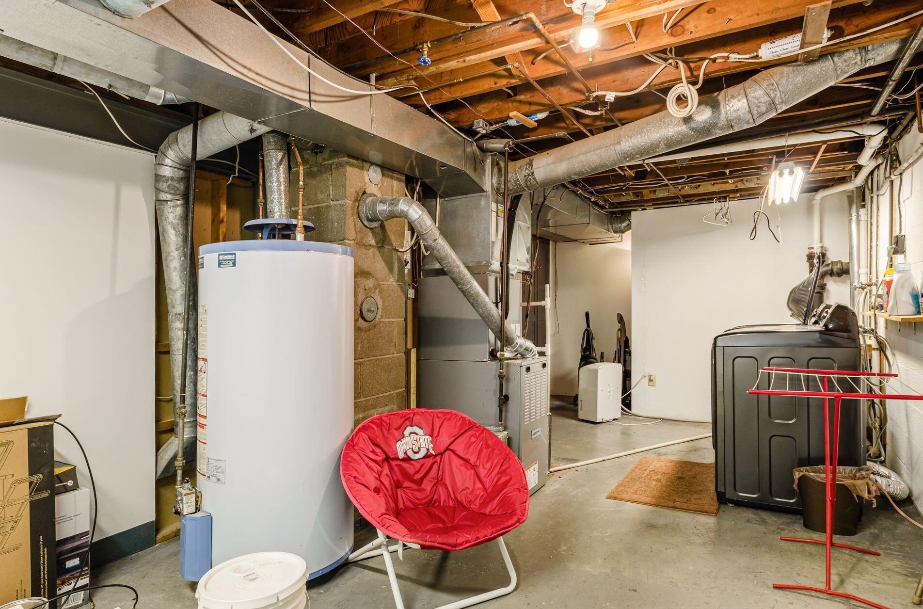 549 Columbia Ave, Columbus OH 43209-1005 exterior