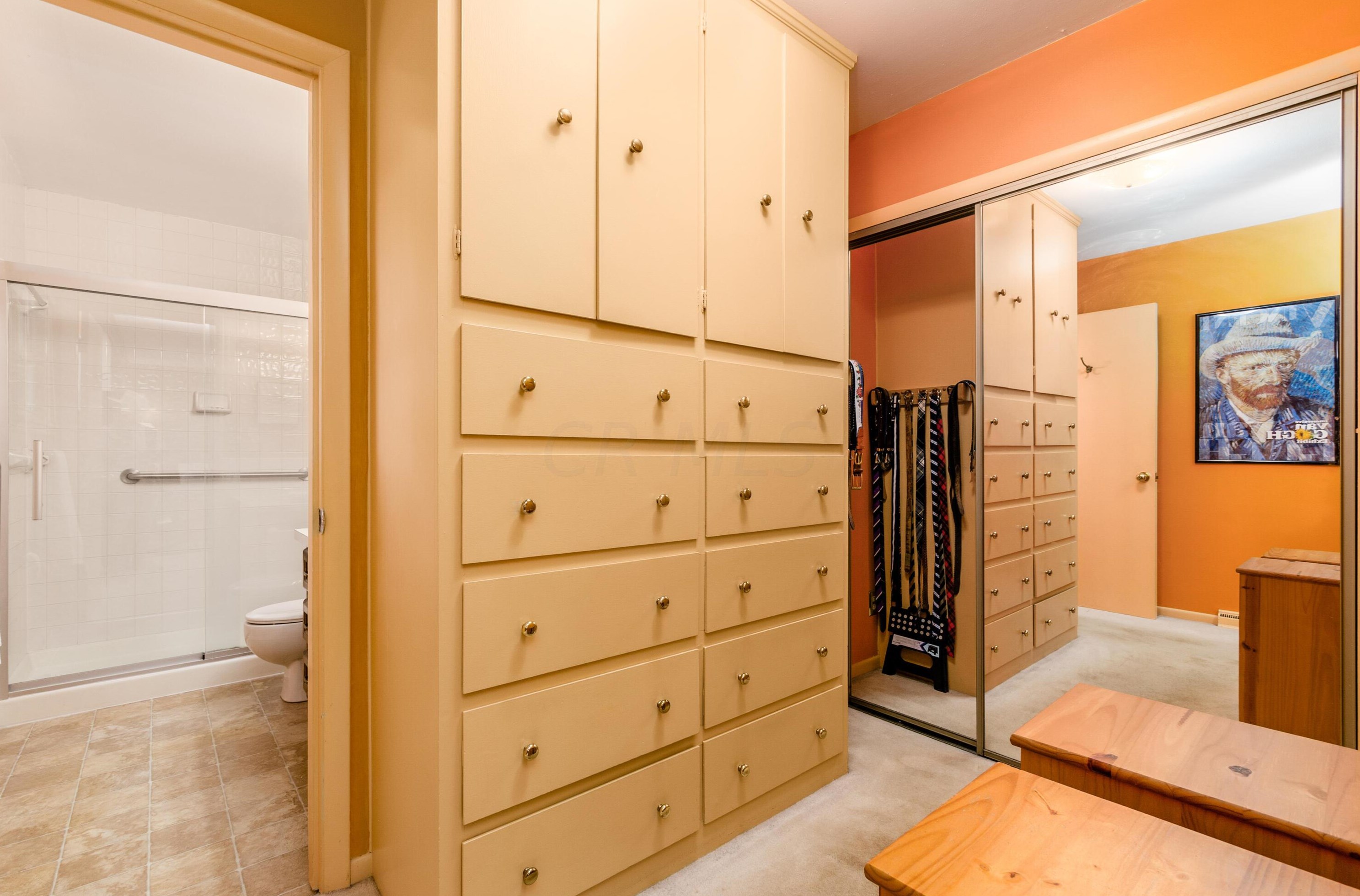 6665 Merwin Rd, Columbus OH 43235-2808 exterior