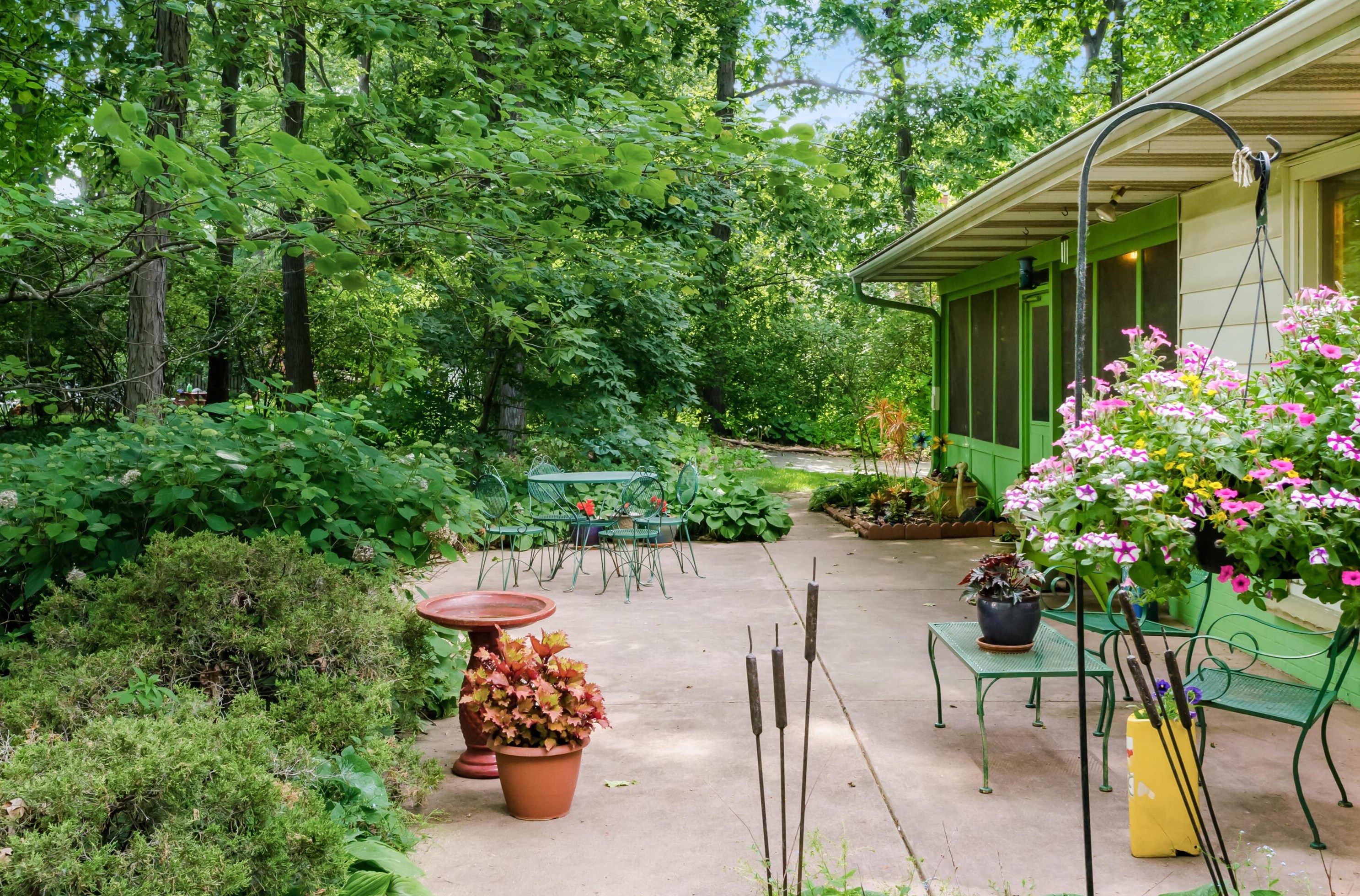 6665 Merwin Rd, Columbus OH 43235-2808 exterior