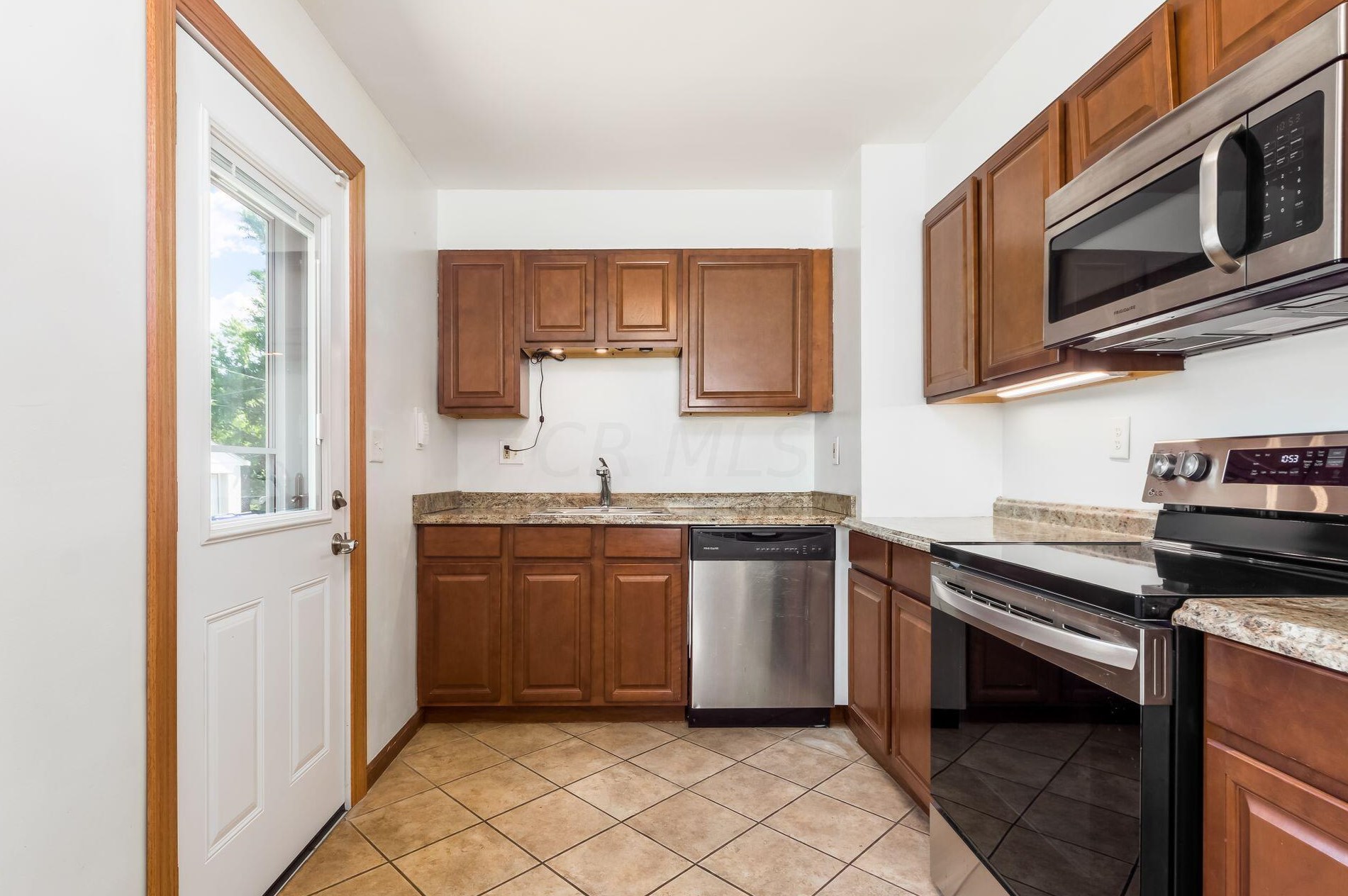 2234 Nottingham Rd, Columbus OH 43221-1149 exterior