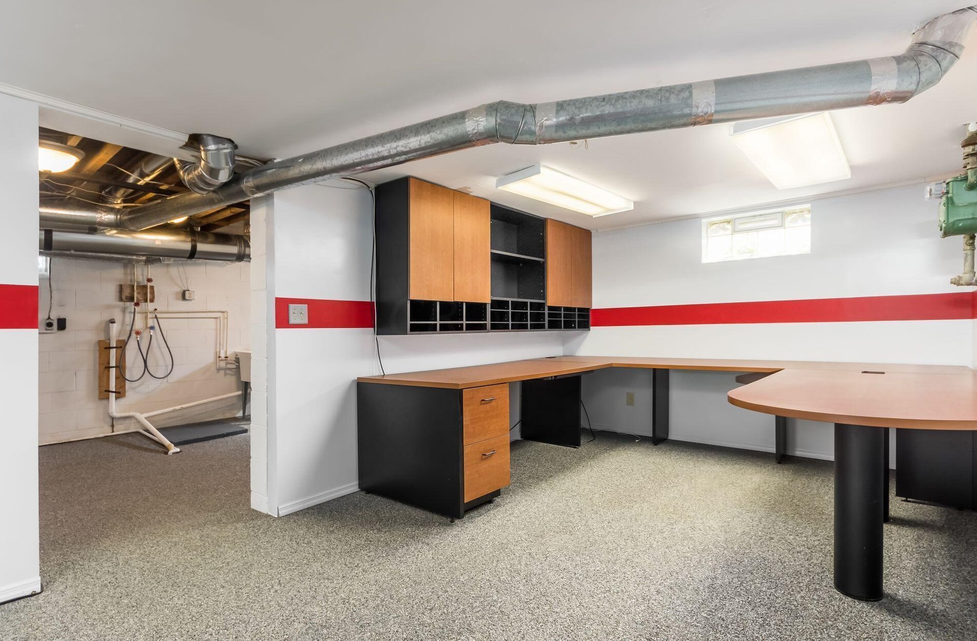 2234 Nottingham Rd, Columbus OH 43221-1149 exterior