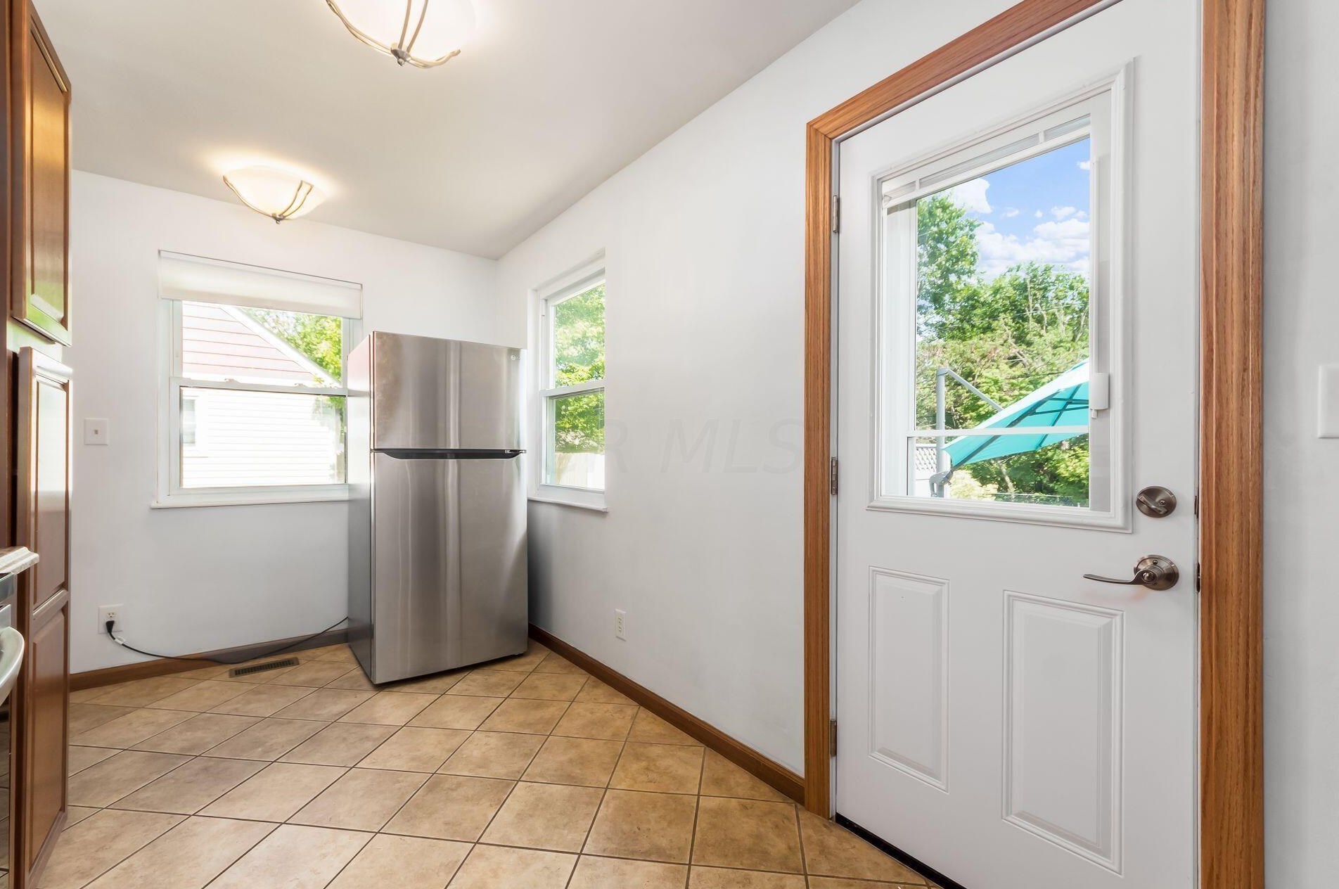 2234 Nottingham Rd, Columbus OH 43221-1149 exterior