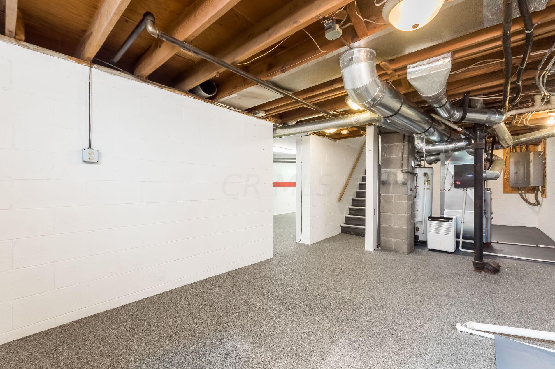 2234 Nottingham Rd, Columbus OH 43221-1149 exterior