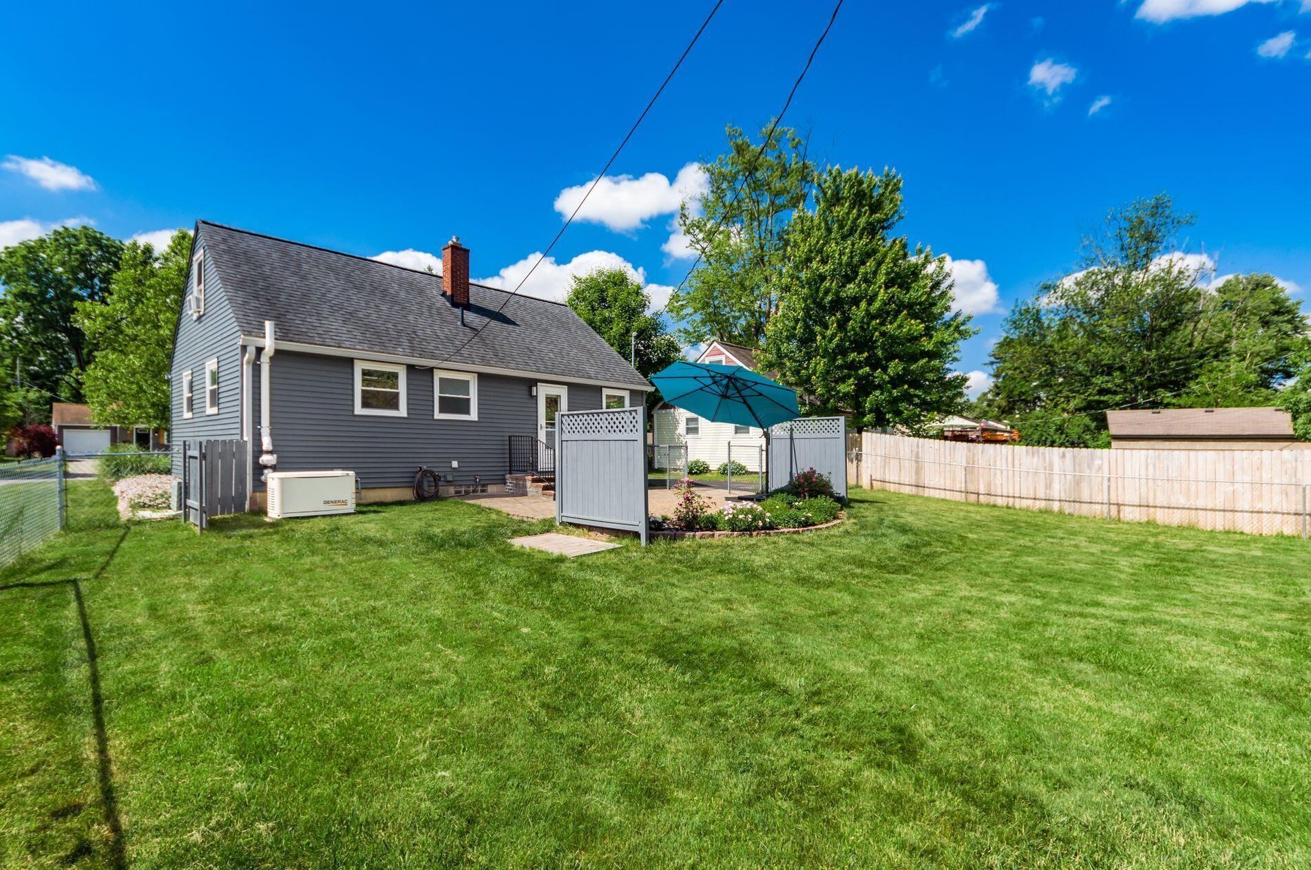 2234 Nottingham Rd, Columbus OH 43221-1149 exterior