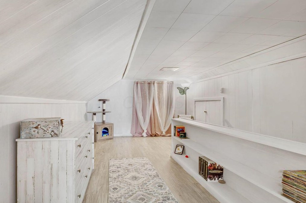 1300 Lenore Ave, Columbus OH 43224-3358 exterior