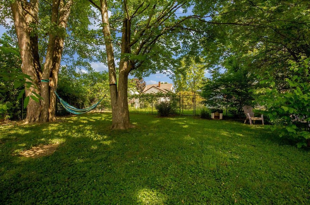 1300 Lenore Ave, Columbus OH 43224-3358 exterior