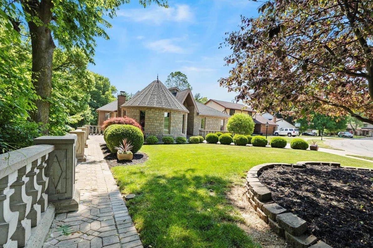 5726 Alfie Pl, Columbus, OH 43213-3505