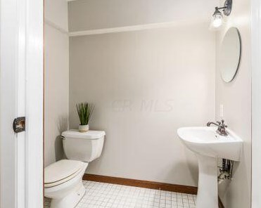 3845 Julia Ct, Columbus OH 43230-4133 exterior