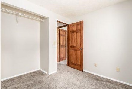 3845 Julia Ct, Columbus OH 43230-4133 exterior