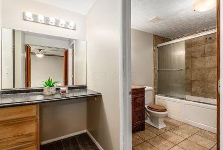 3845 Julia Ct, Columbus OH 43230-4133 exterior