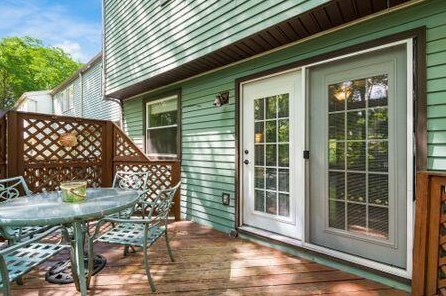 3845 Julia Ct, Columbus OH 43230-4133 exterior