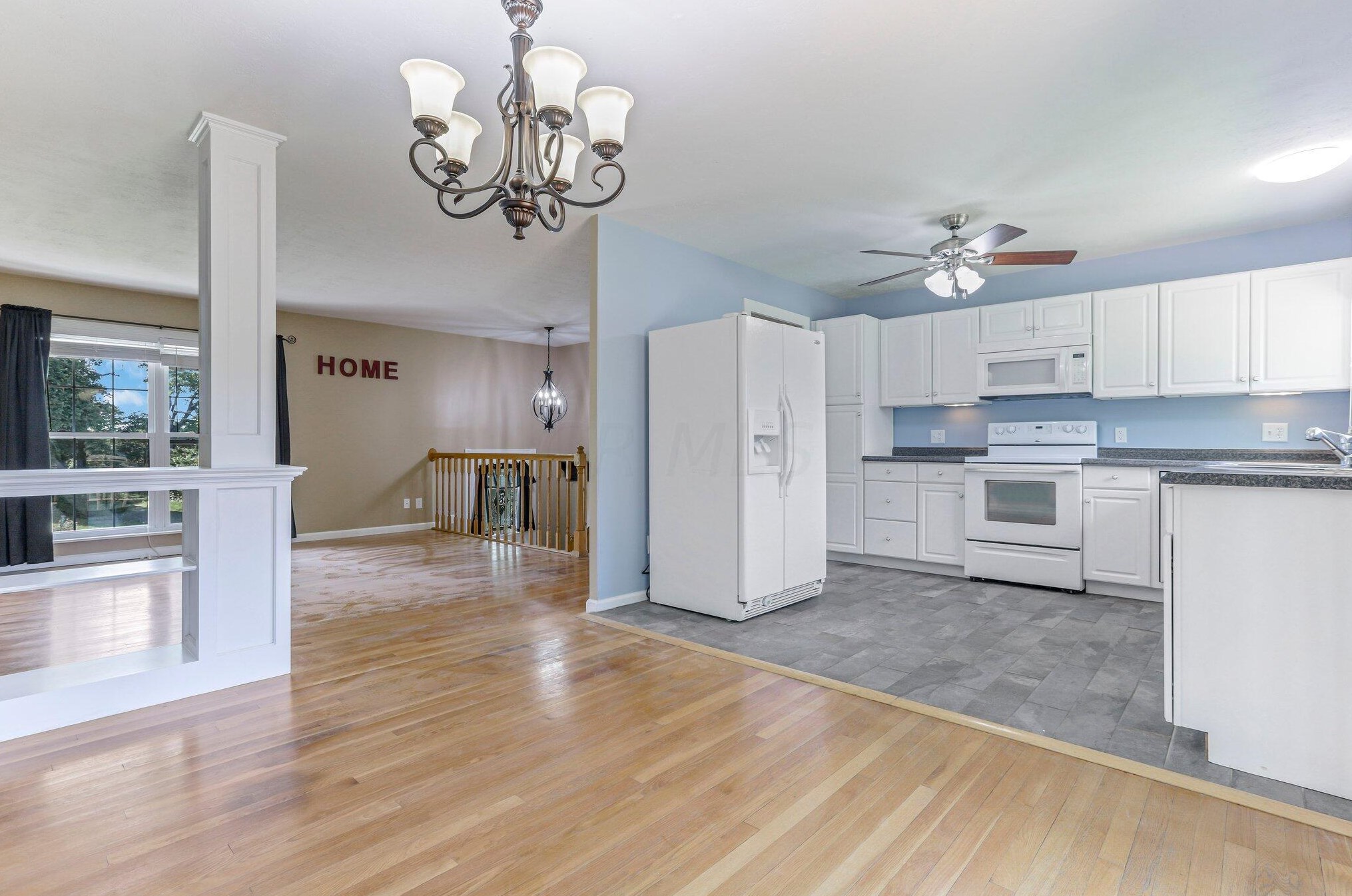 130 Alameda Ct, Lancaster OH  43130-2201 exterior