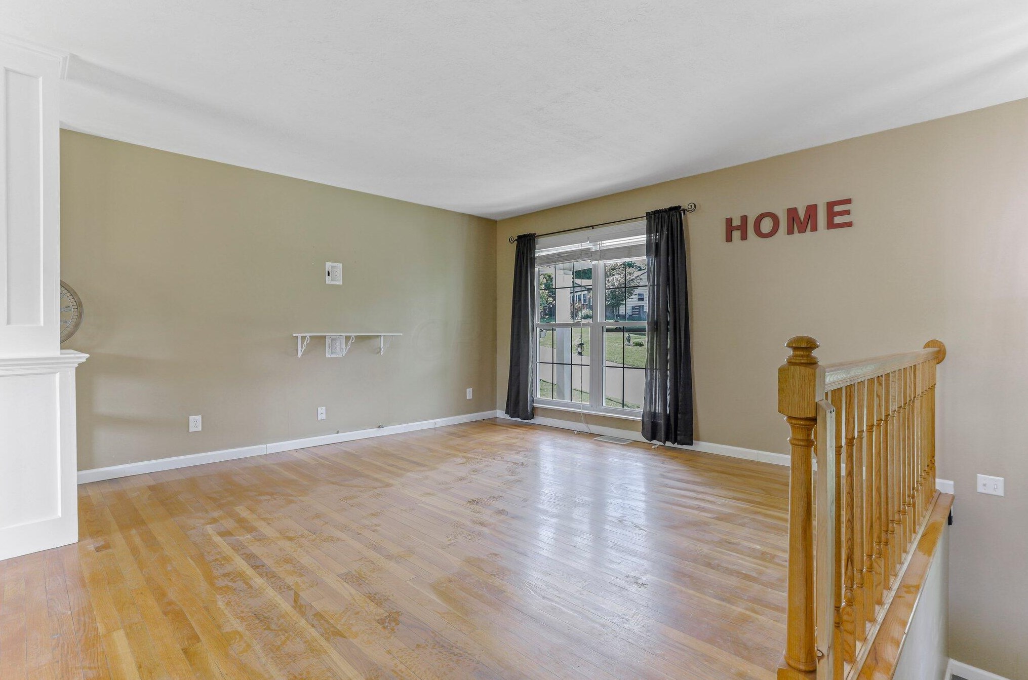 130 Alameda Ct, Lancaster OH  43130-2201 exterior