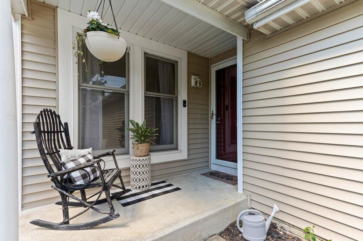 3761 Baybridge Ln, Dublin, OH 43016-4121