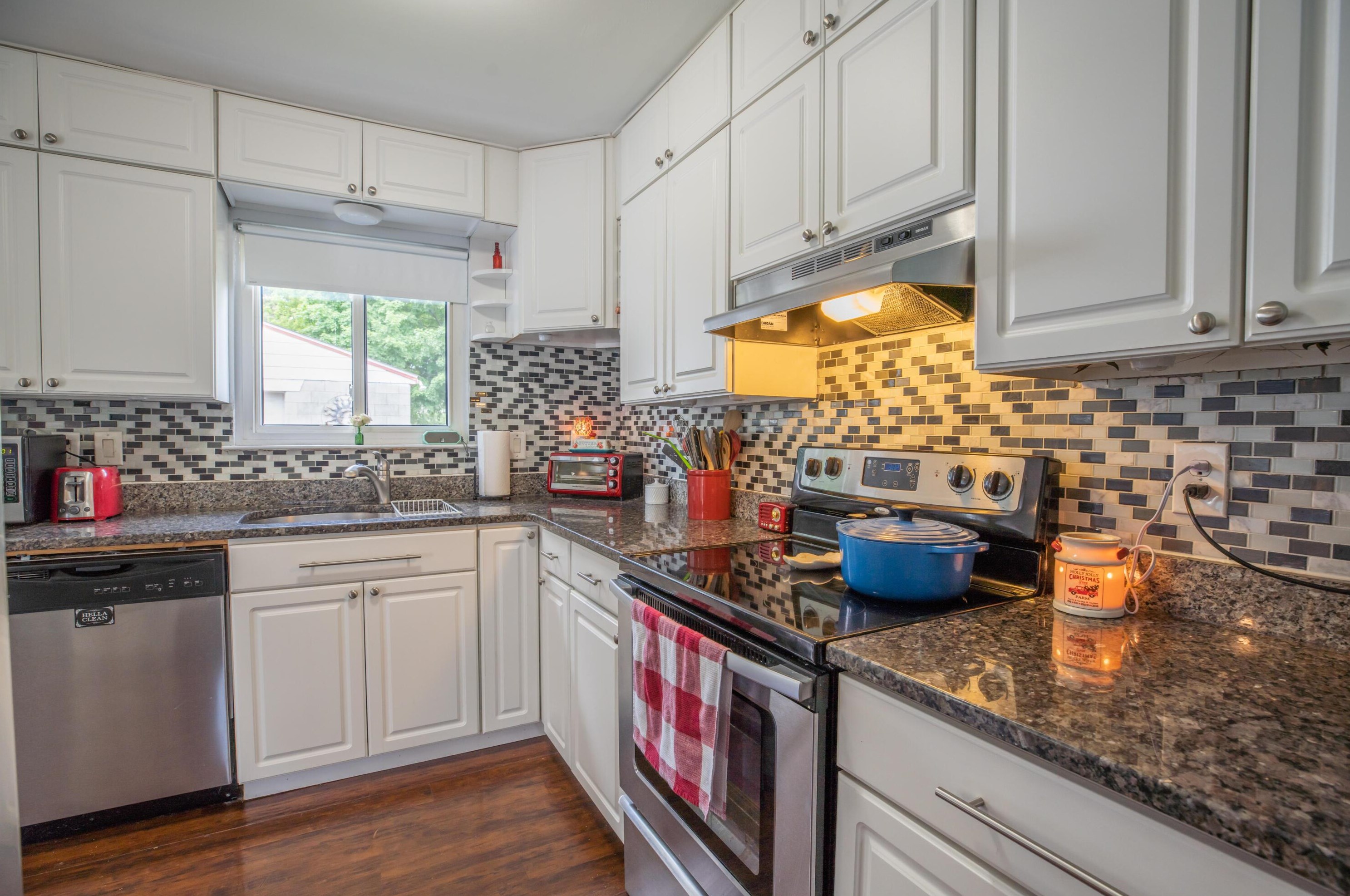 2990 Glenshaw Ave, Columbus OH 43231-6055 exterior