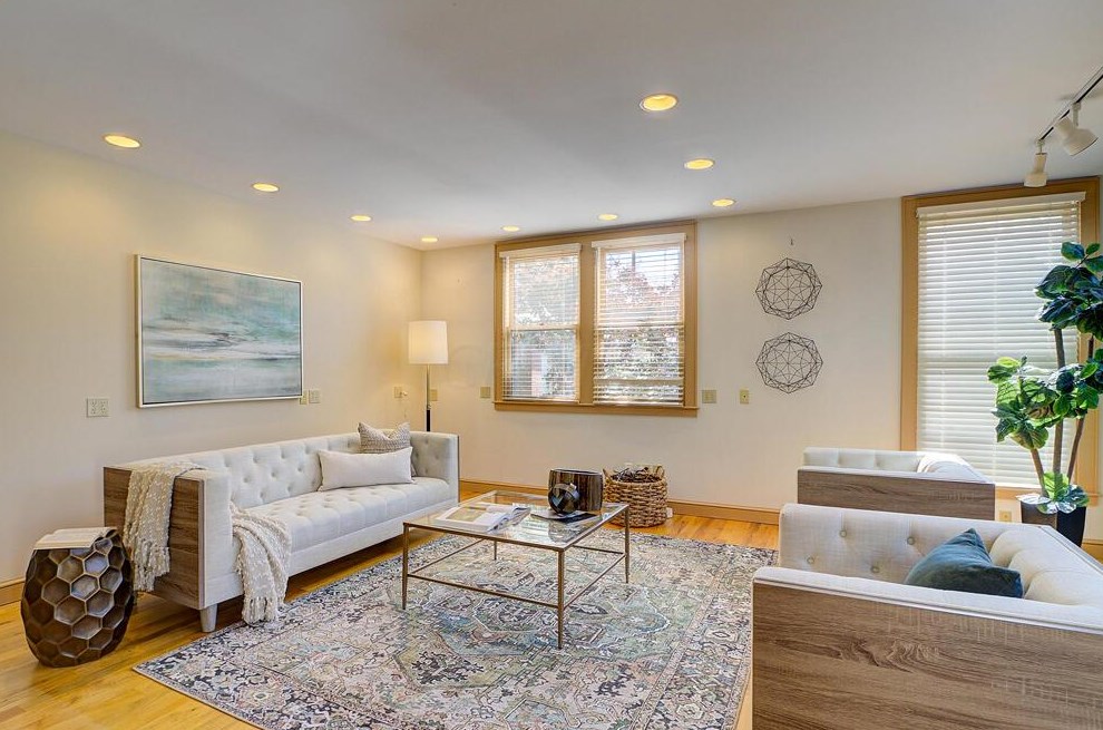 774 6 St, Columbus OH 43206-2130 exterior