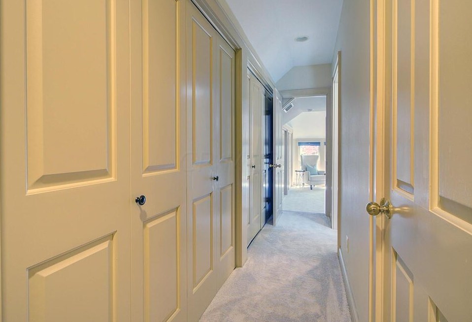 774 6 St, Columbus OH 43206-2130 exterior