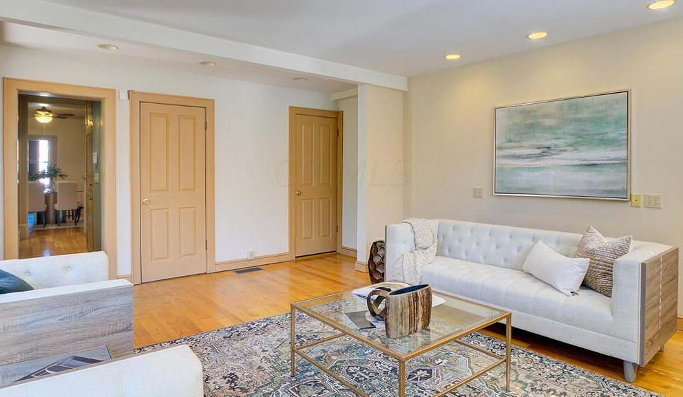 774 6 St, Columbus OH 43206-2130 exterior