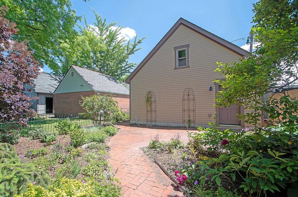 774 6 St, Columbus OH 43206-2130 exterior